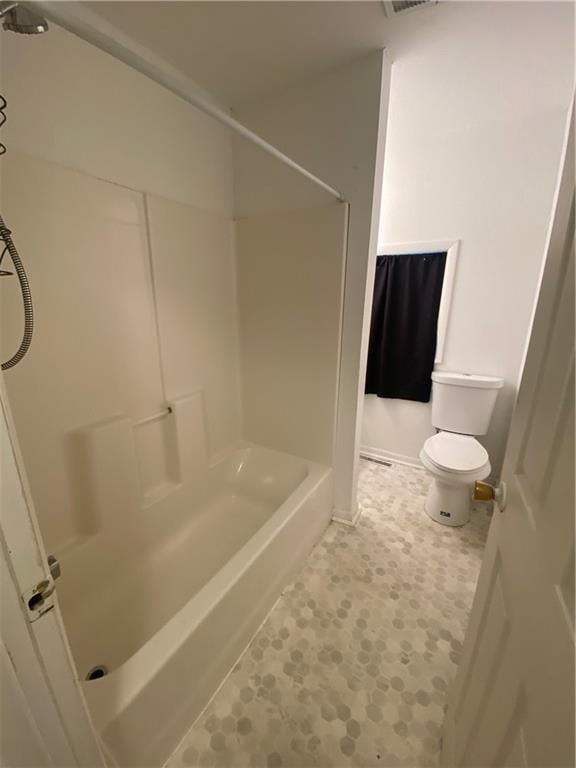 222 S MARKET Street — photo 5