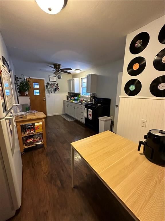 222 S MARKET Street — photo 7