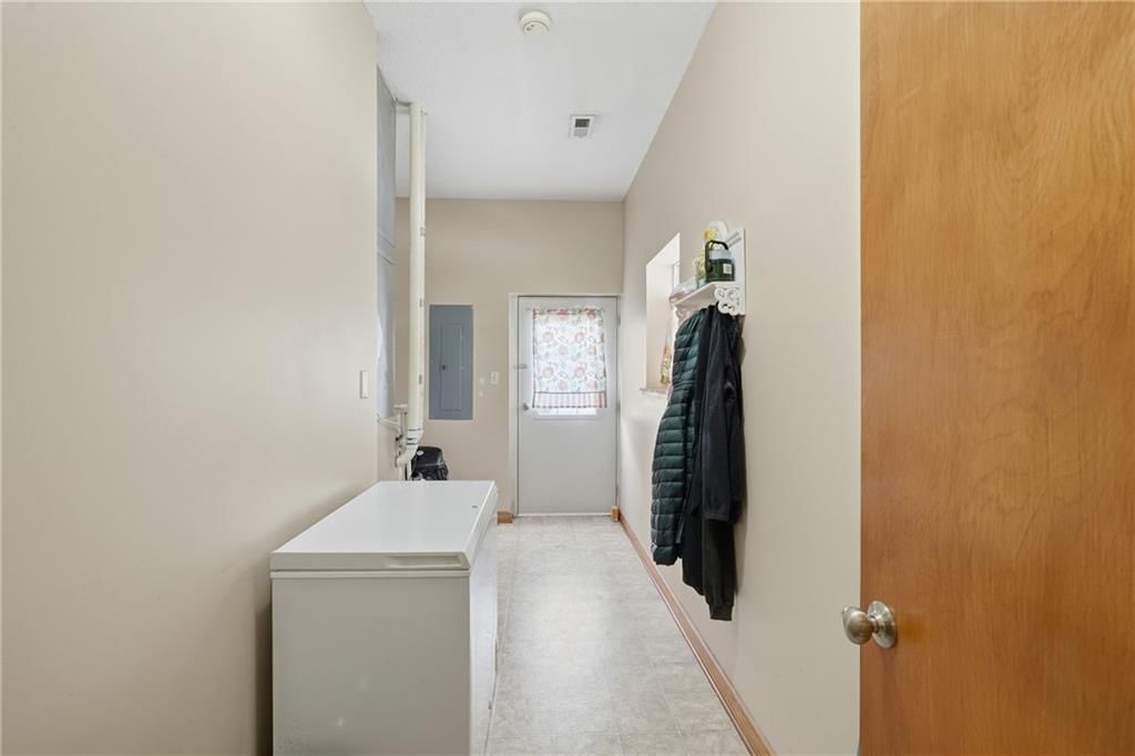 44 J Highway — photo 21