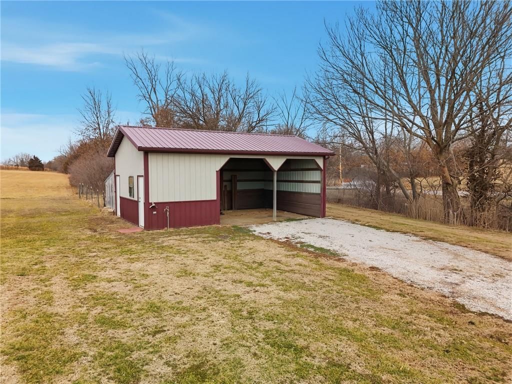 44 J Highway — photo 24