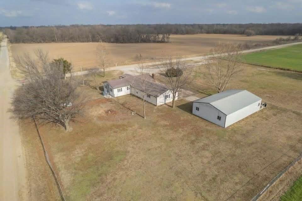 3970 Lawton Road — photo 3