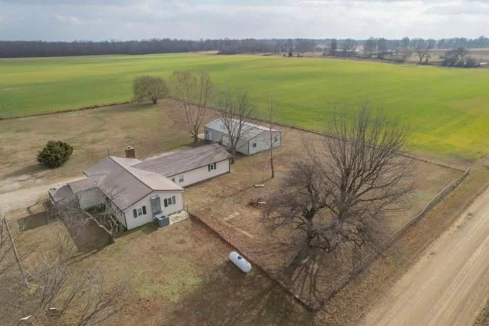 3970 Lawton Road — photo 5