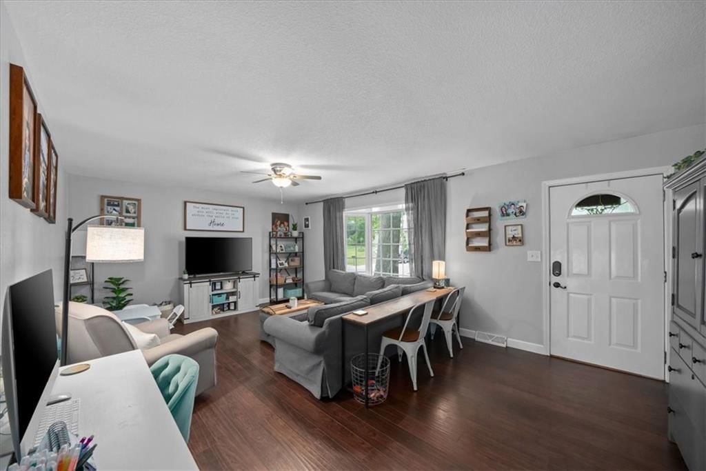 2409 Elephant Trail — photo 3