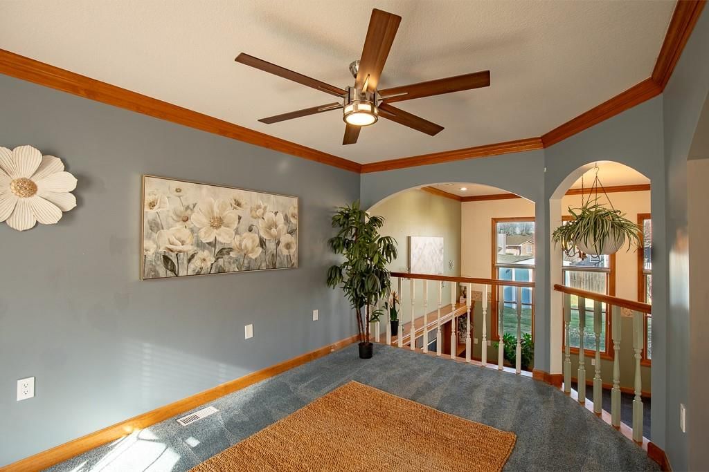 2407 S Harding Street — photo 10