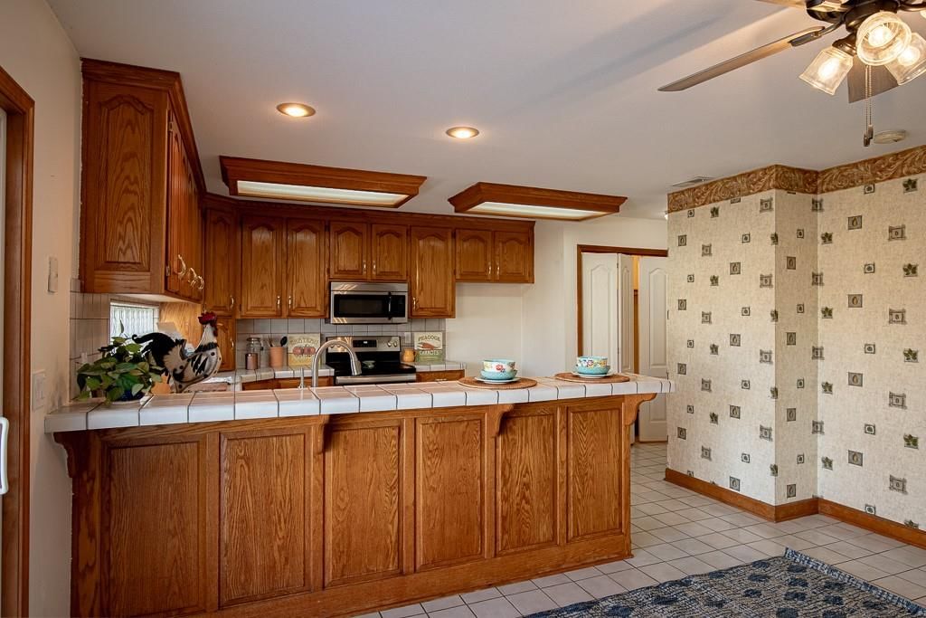 2407 S Harding Street — photo 29