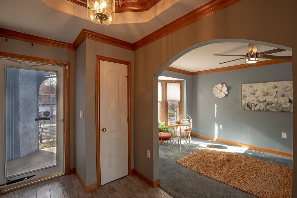 2407 S Harding Street — photo 32
