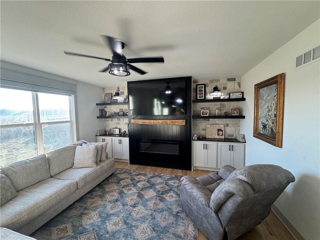 31733 W 168th Court — photo 10
