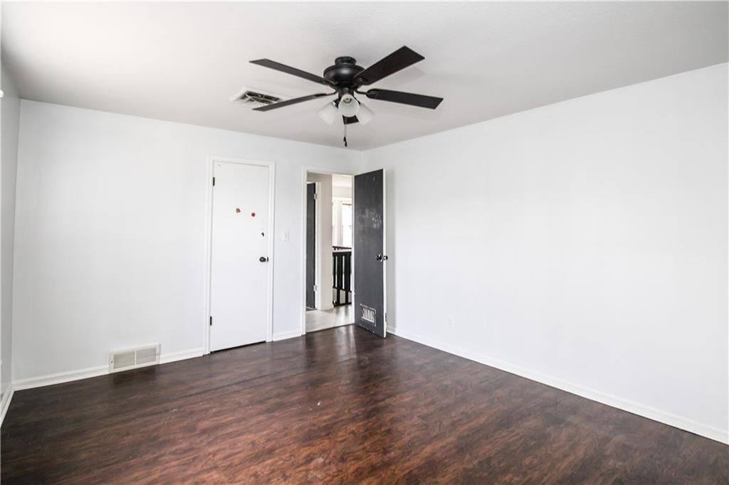 4001 NE 50th Street — photo 20