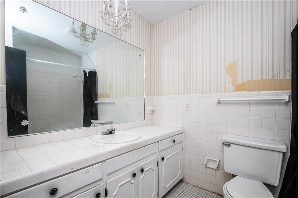 4001 NE 50th Street — photo 22