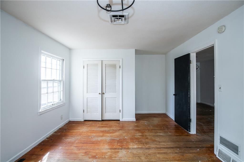 4001 NE 50th Street — photo 25