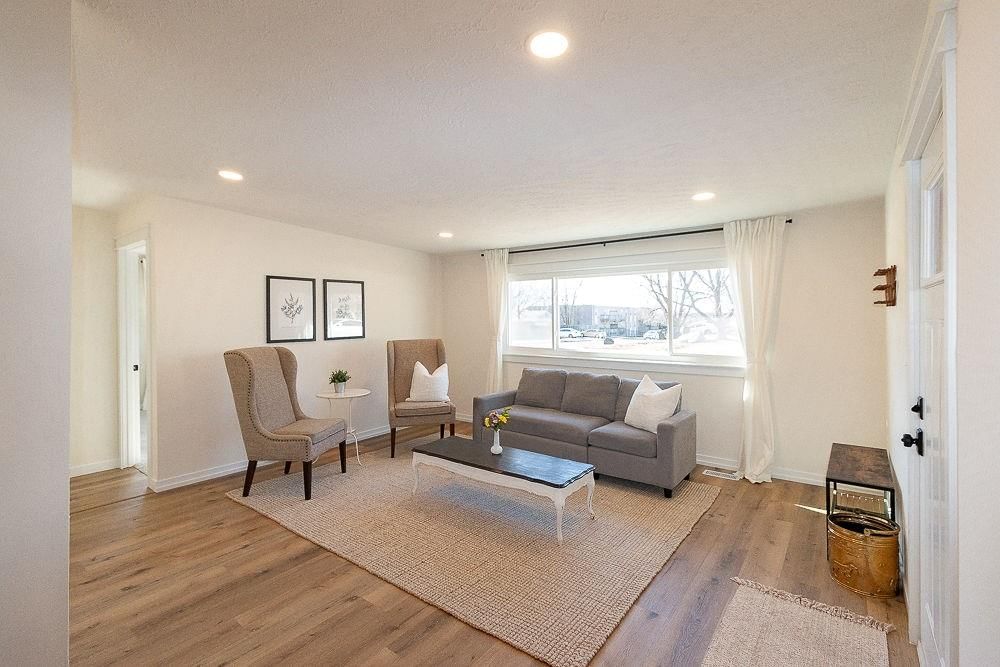 2566 Ridge Court — photo 3