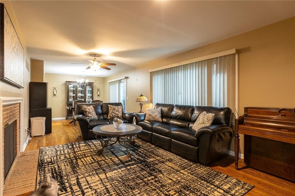 14 W 109 Street — photo 12