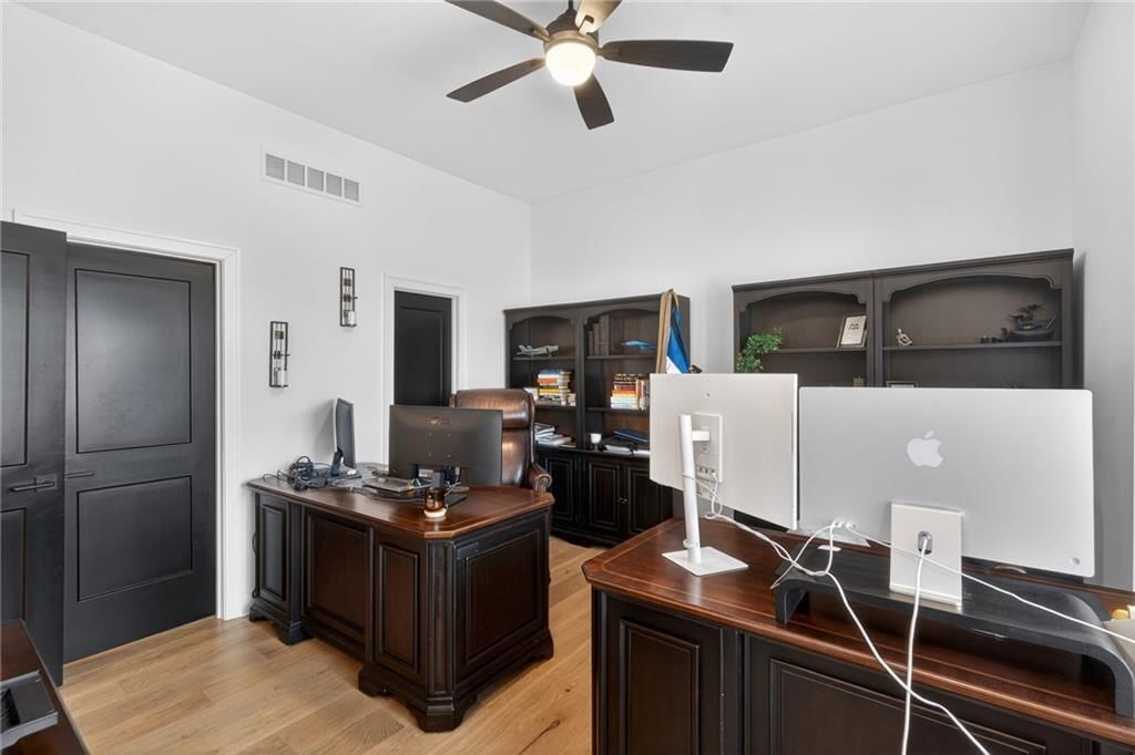 11521 S Mize Road — photo 39
