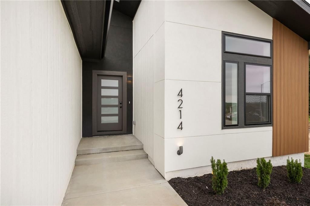 4214 NW 77th Terrace — photo 5