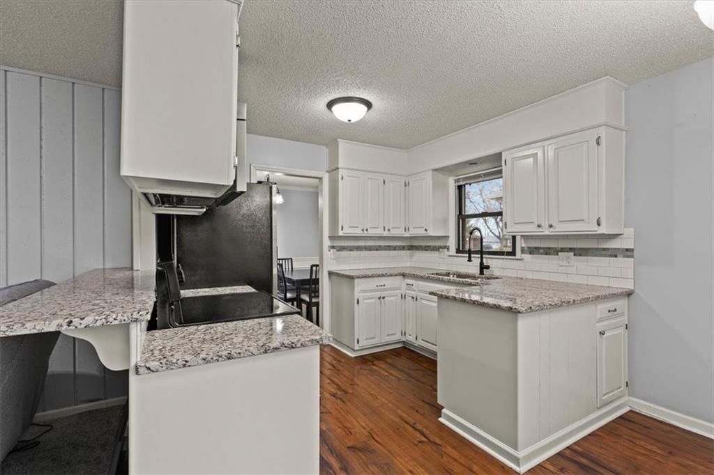 2304 NW 5th Street — photo 9