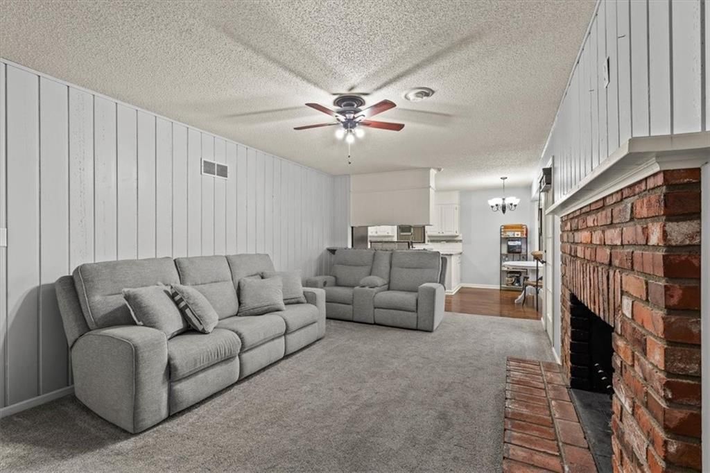 2304 NW 5th Street — photo 12