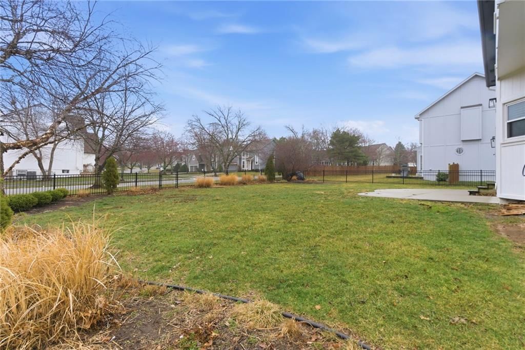 8301 W 144th Street — photo 34