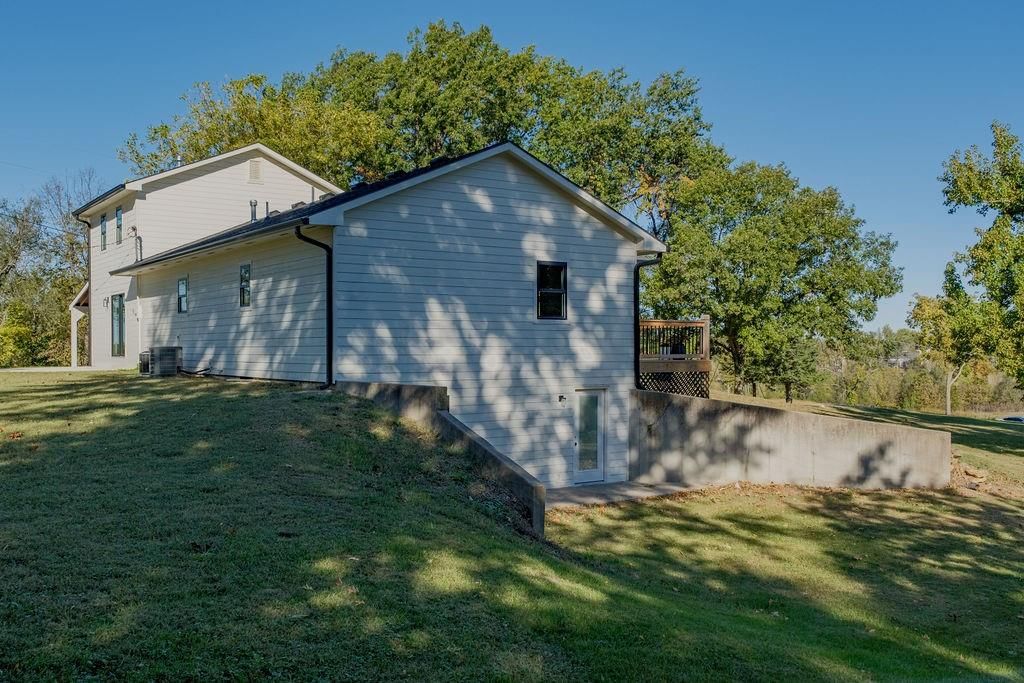 621 Monroe Street — photo 21