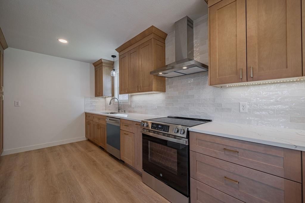 621 Monroe Street — photo 31