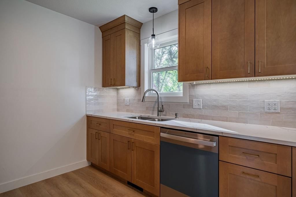 621 Monroe Street — photo 33