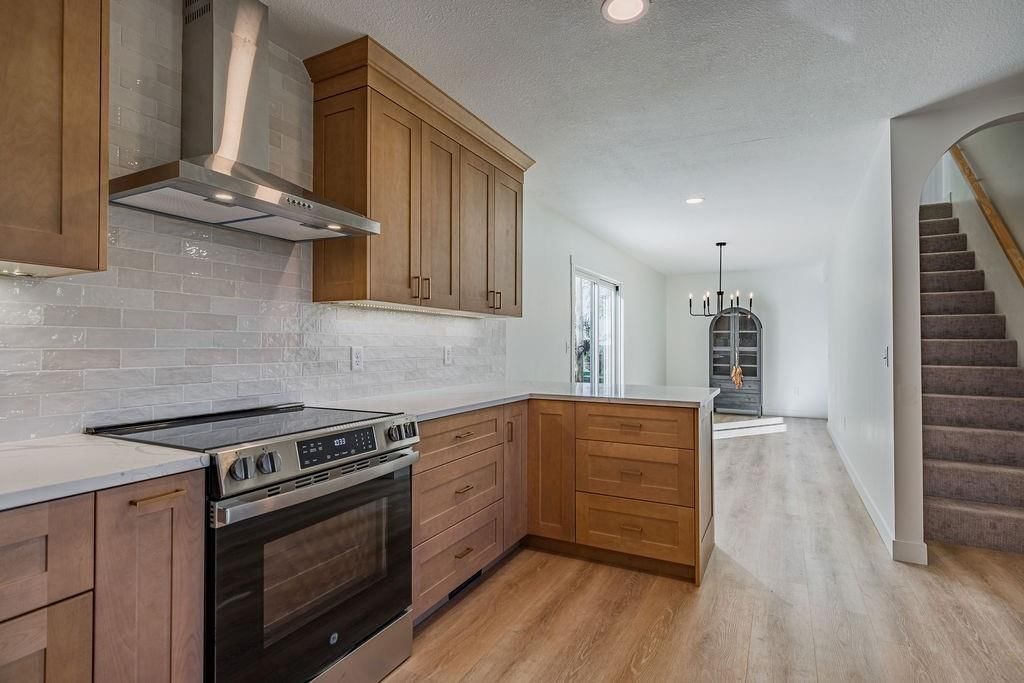 621 Monroe Street — photo 35