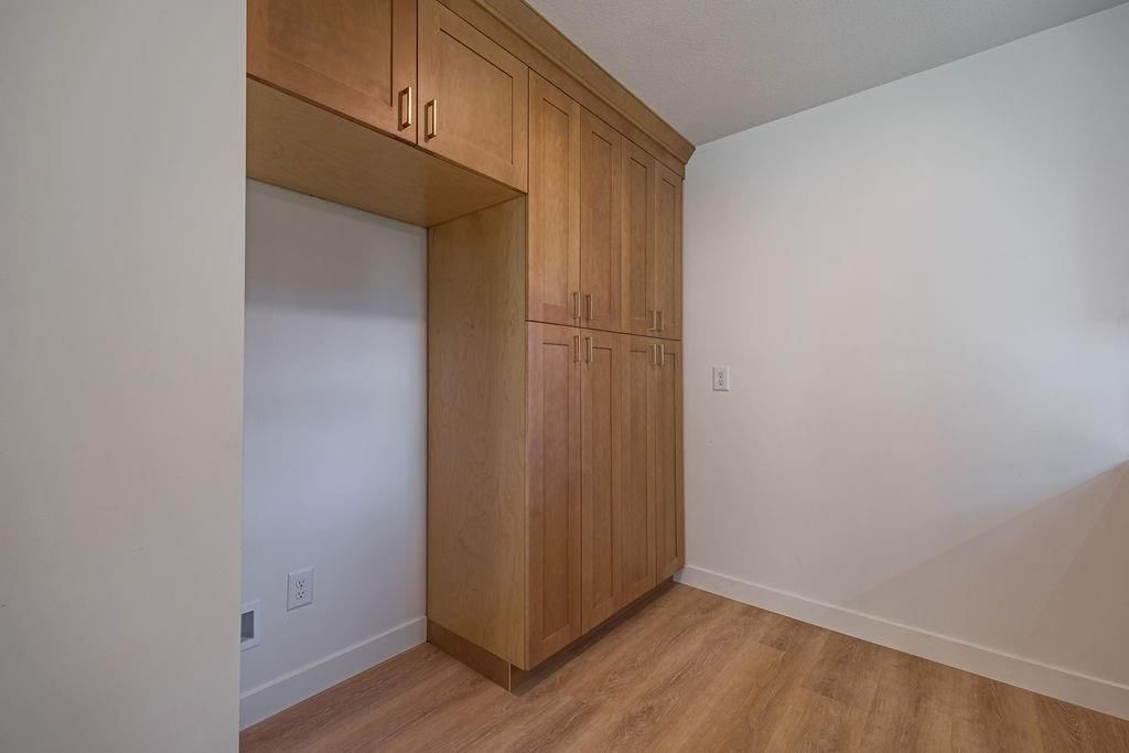 621 Monroe Street — photo 36