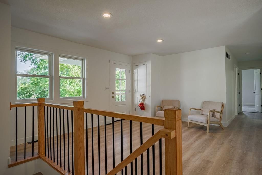 621 Monroe Street — photo 38