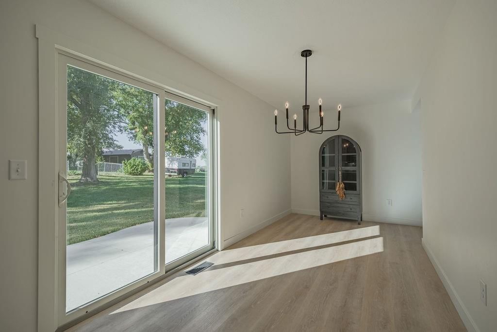 621 Monroe Street — photo 48