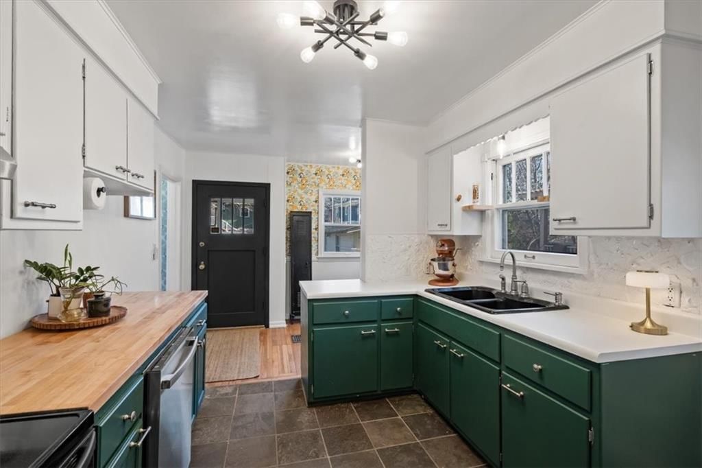 5701 Oak Street — photo 13