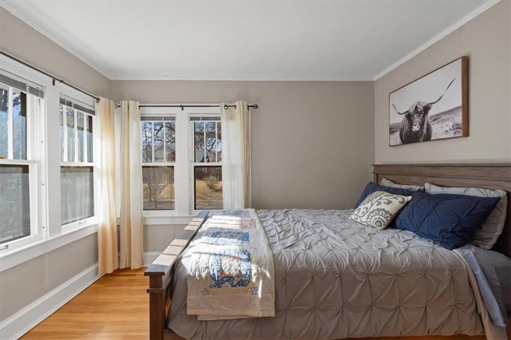 5701 Oak Street — photo 18