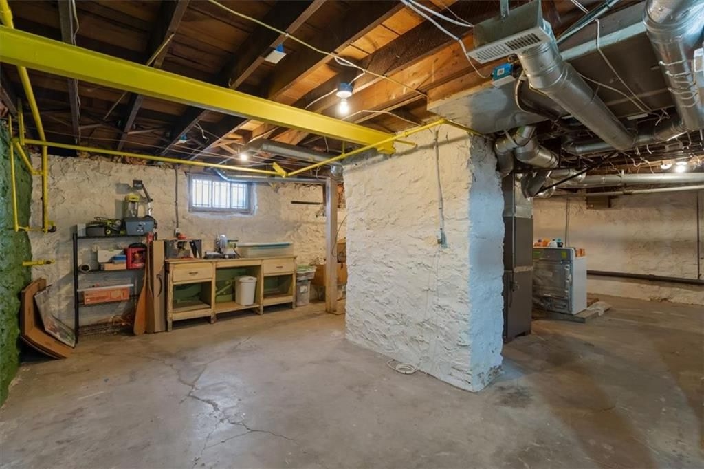 5701 Oak Street — photo 23