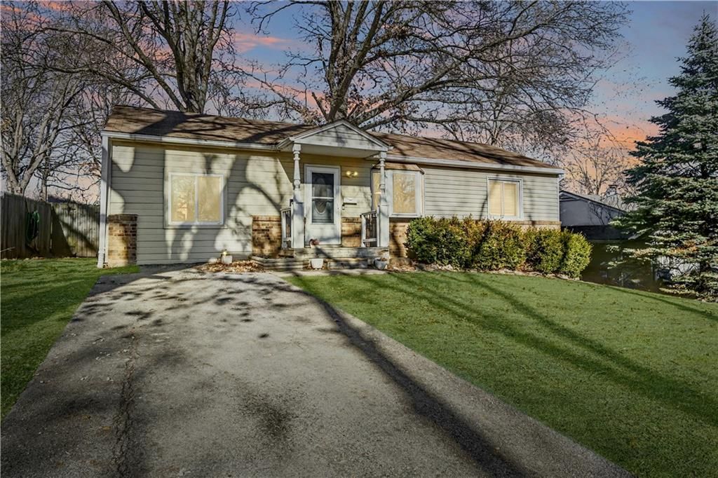 2208 NE 56th Terrace, Gladstone, MO