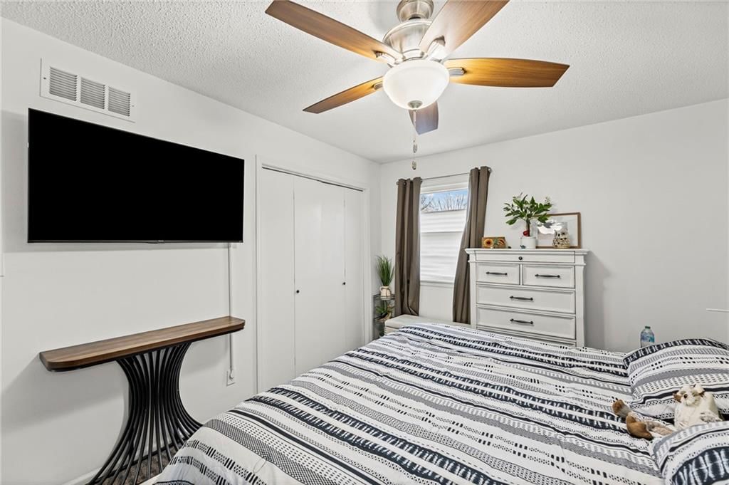 16704 Bradley Avenue — photo 13