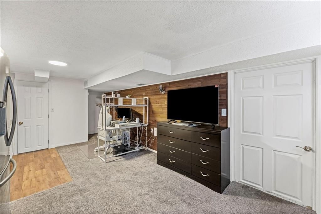 16704 Bradley Avenue — photo 26