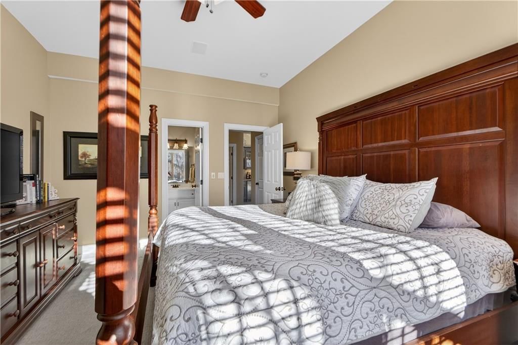9636 Cailler Drive — photo 86