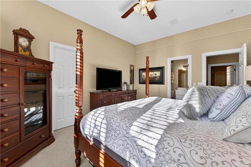 9636 Cailler Drive — photo 87