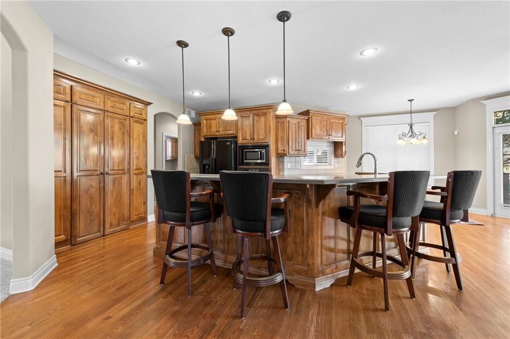 10321 N Revere Avenue — photo 18