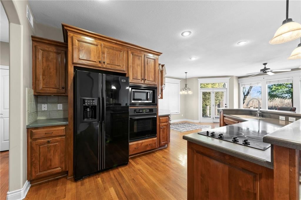 10321 N Revere Avenue — photo 20