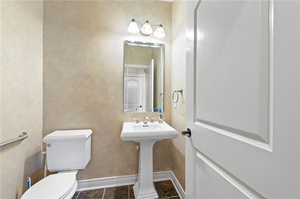 10321 N Revere Avenue — photo 25