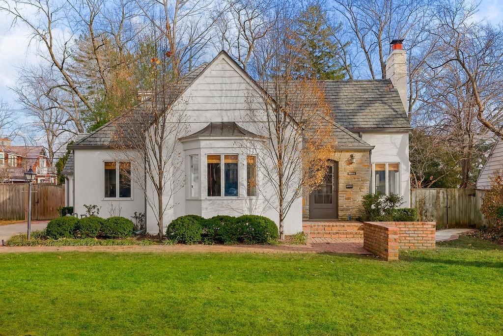 5509 Norwood Road, Fairway, KS