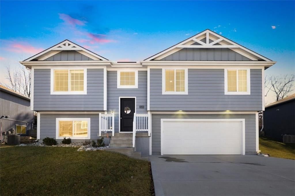 25309 E 30th Terrace S, Blue Springs, MO