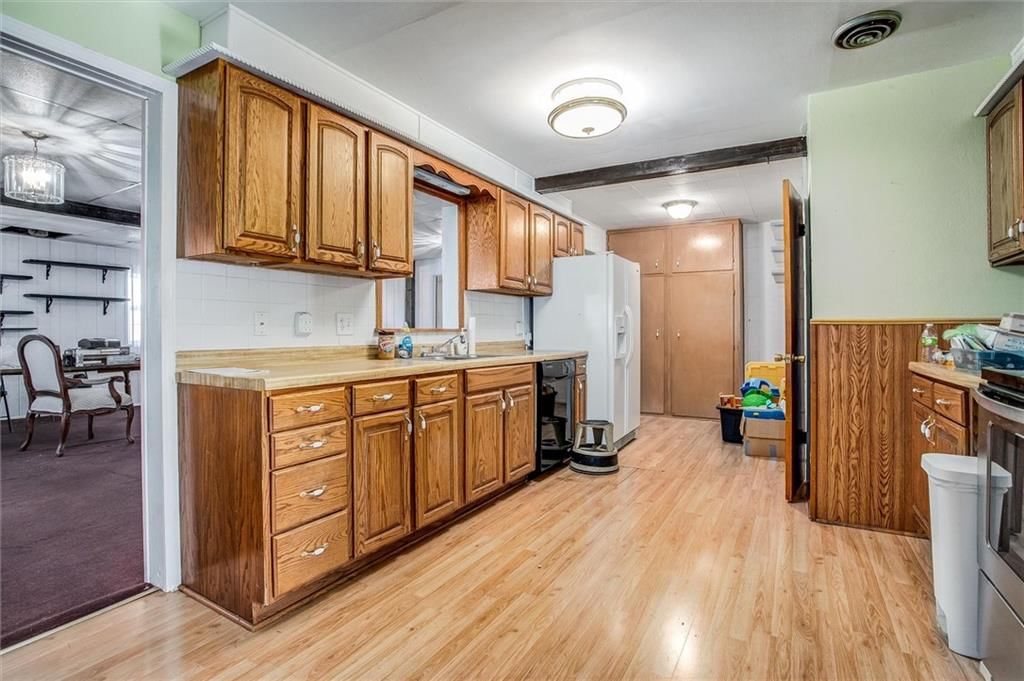 11224 W 66th Terrace — photo 9