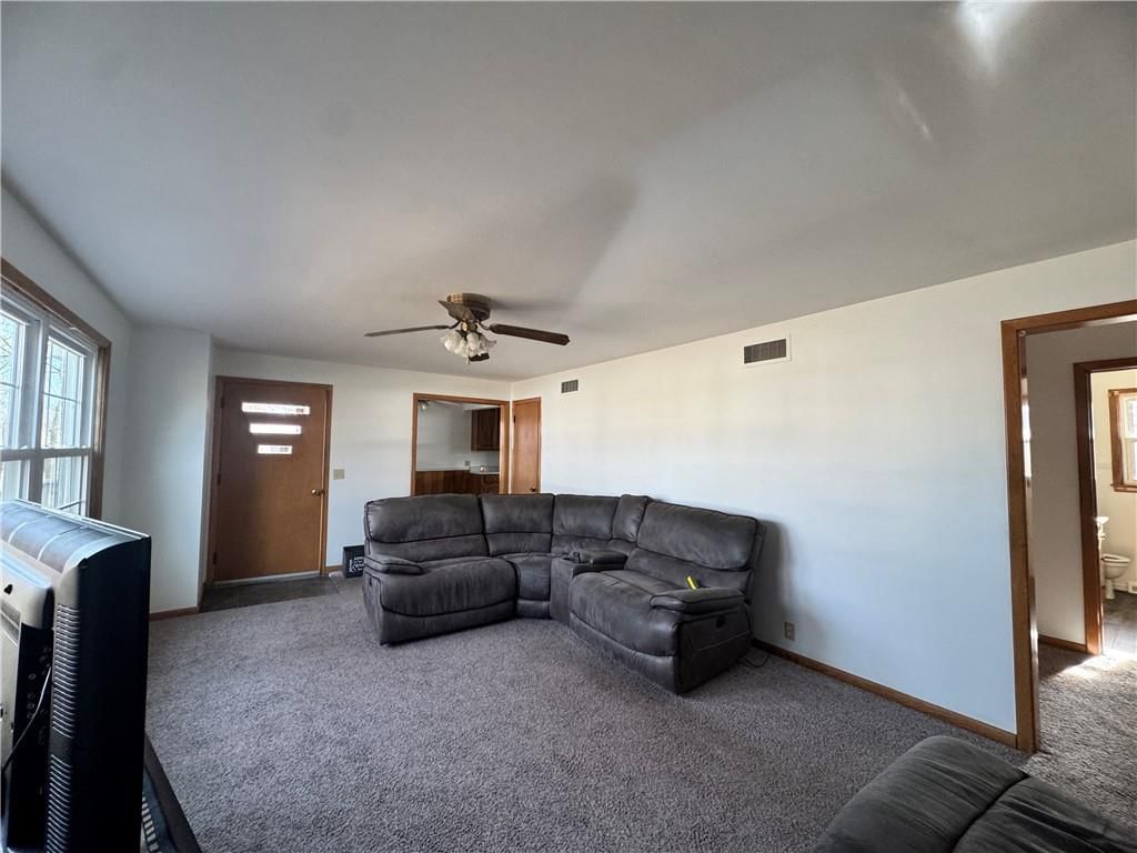 433 E 3rd Street — photo 5