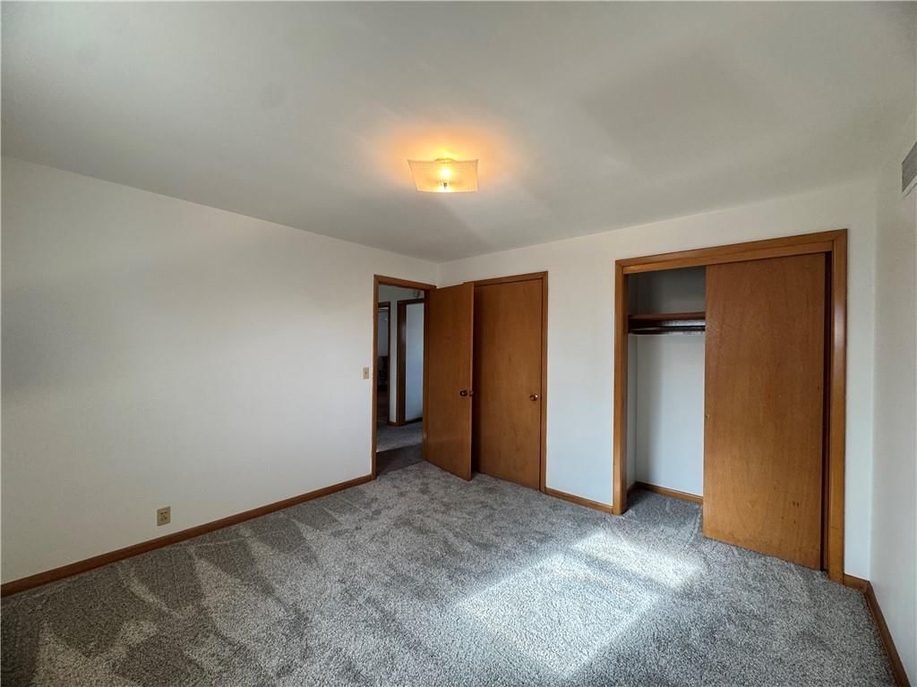 433 E 3rd Street — photo 13