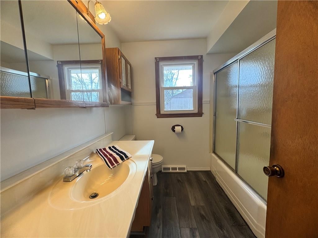 433 E 3rd Street — photo 15
