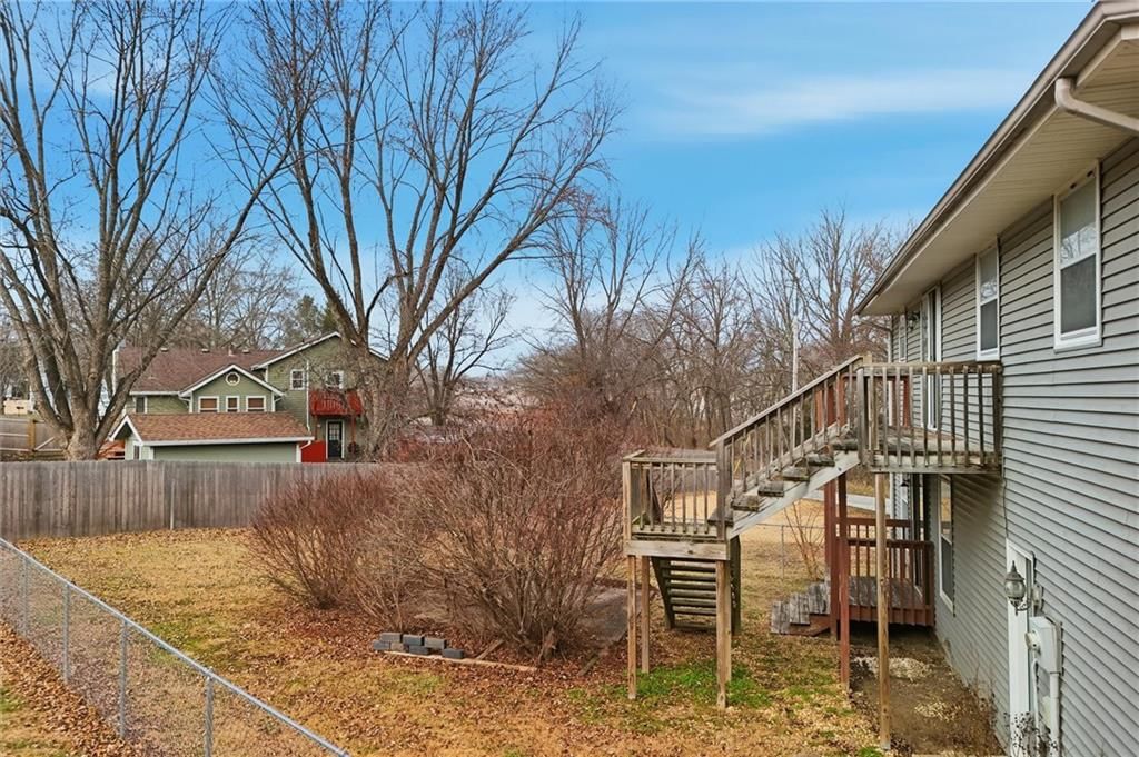 100 Lakeland Drive — photo 38