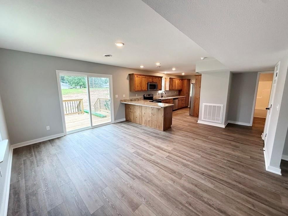 1712 S Jackson Street — photo 8