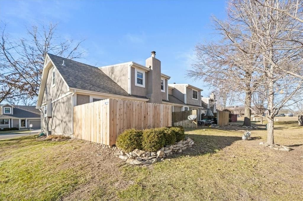 11632 W 113TH Street — photo 16