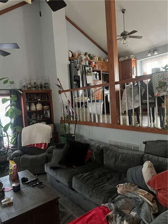 1502 Lexington Lane — photo 3