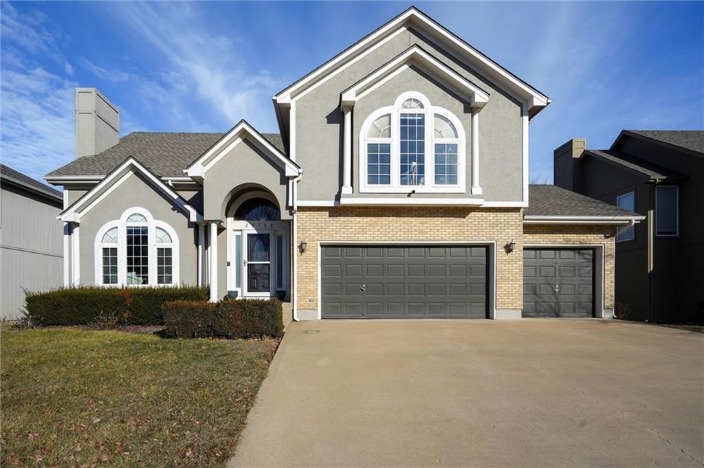 25700 E 31st Terrace S, Blue Springs, MO